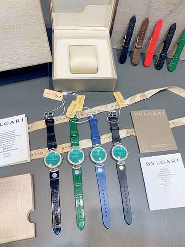 Orologio x27 S da donna nuovo di zecca