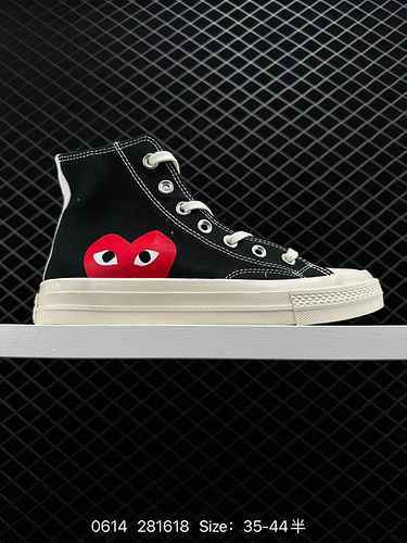 9 Converse 97s Converse Rei Kawakubo Play Love Co branded Canvas Shoes! Article number: 525C Code: 2