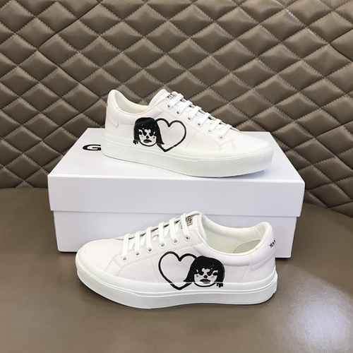 Givenchy Men's Shoe Code: 0328B50 Size: 38-45 (45 can be customized)