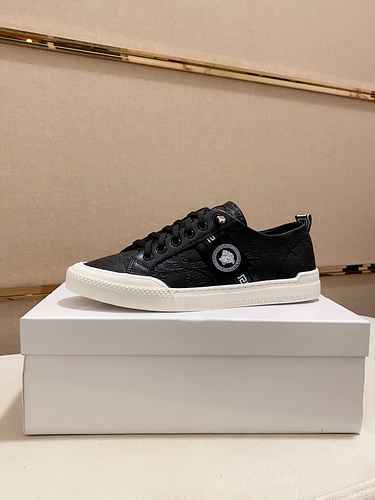 Scarpa da uomo Versace Codice 0604B40 Taglia 3844 45 Personalizzata, non reso o cambio