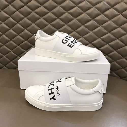 Givenchy Men's Shoe Code: 0216B40 Size: 38-44 (45 custom non return or exchange)
