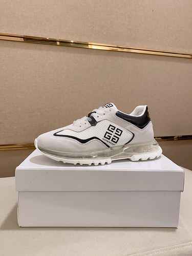 Givenchy Men's Shoe Code: 0625C20 Size: 38-44 (available for ordering 45 without return or exchange)