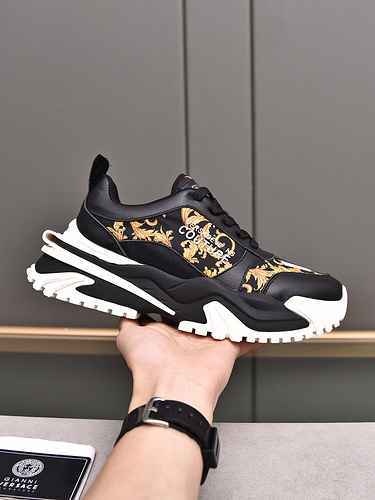 Scarpa Uomo Versace Codice 0602B90 Taglia 3844 personalizzata al 45