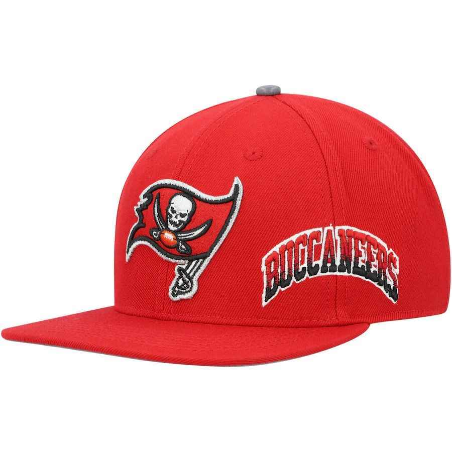 mens-pro-standard-red-tampa-bay-buccaneers-hometown-snapback-hat_ss5_p-4802270+pv-1+u-2a9gvyihv04leavoelnp+v-pajxejjawvghg9aj89vk.webp.jpg