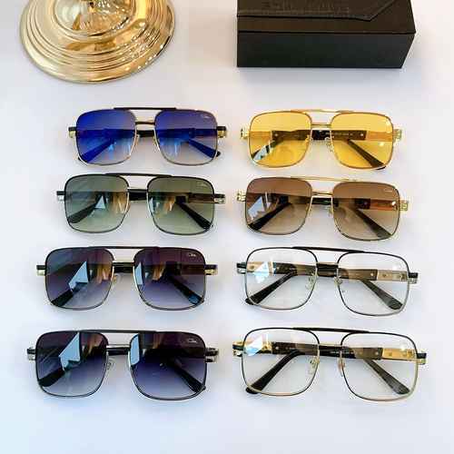 3510LV glasses LOUIS VUITTO * Z1352 have a strong texture, and the classic golden logo pattern on th