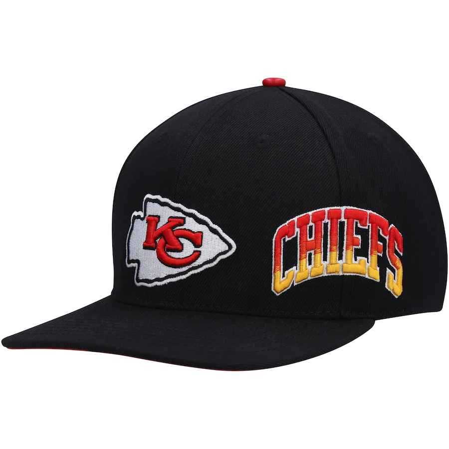 mens-pro-standard-black-kansas-city-chiefs-hometown-snapback-hat_ss5_p-4802258+pv-1+u-8cdg7ha5uxt57pecjh5h+v-gokzc5xppaetzwwqgmub.webp.jpg