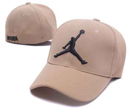 Cappello Jordan elastico con lingua d'anatra