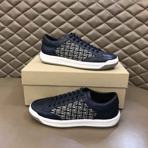 Scarpa Uomo Burberry Codice 0426B60 Taglia 3844