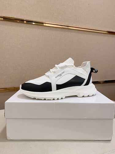 Givenchy Men's Shoe Code: 0614B90 Size: 38-44 (Customizable 45 non return or exchange)