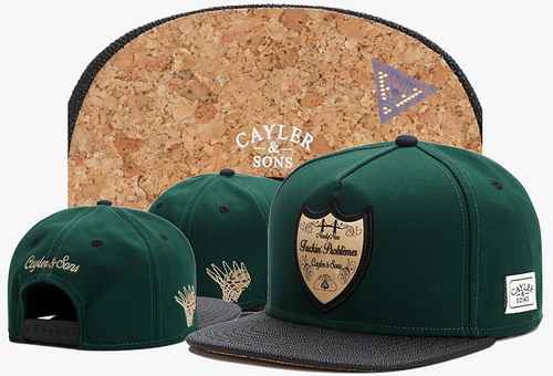 Gli snapback CAYLERamp Amp SONS della serie esplosiva sono in vendita