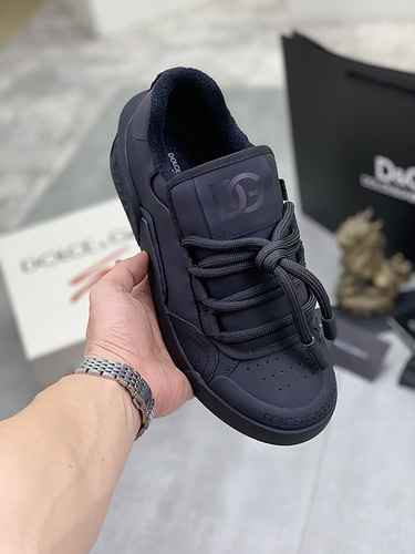 Dolce&Gabbana Couple Style Code: 0510C10 Size: Female 35-40, Male 38-44 (Customized for Male 45)