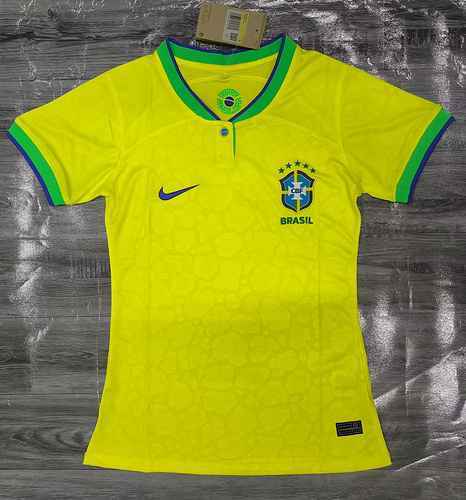 Abbigliamento femminile brasiliano