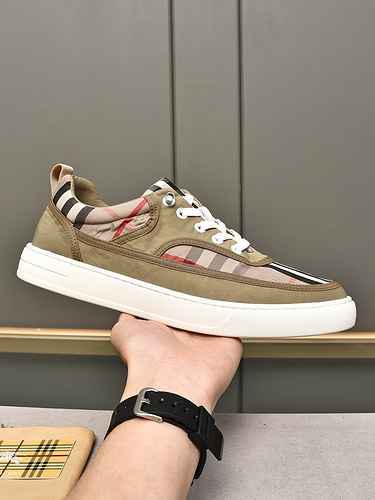 Scarpa Uomo Burberry Codice 0513B30 Taglia 3844 45 realizzata su misura