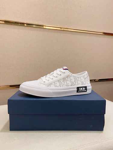 Dior Men's Shoe Code: 0614B50 Size: 38-44 (Customizable 45 non return or exchange)