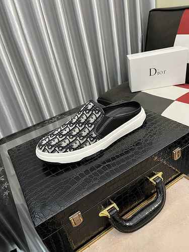 Dior Men's Shoe Code: 0616B20 Size: 38-44