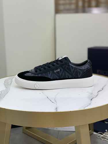 Dior Men's Shoe Code: 0606C80 Size: 39-45 (Note: 38, 45 custom made)