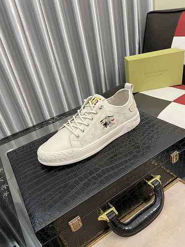 Scarpa Uomo Burberry Codice 0504B40 Taglia 3844 45 personalizzabile