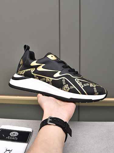 Codice scarpa da uomo Versace 0523B50 Taglia 3944 45 personalizzato, non reso o cambio