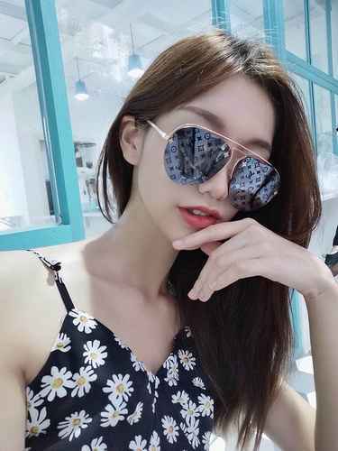 3600LV glasses Louis vuitton Z1330 Women's classic toad mirror one-on-one customized best quality in