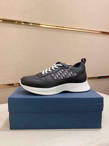 Dior Men's Shoe Code: 0614B40 Size: 38-44 (Customizable 45 non return or exchange)
