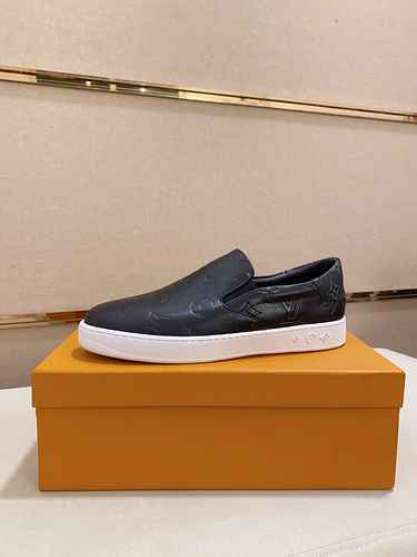 LV Men's Shoe Code: 0625B30 Size: 38-44