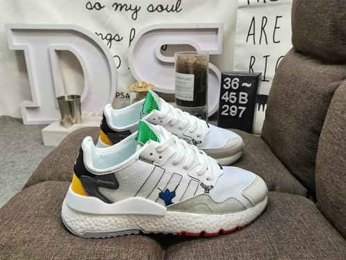 Livello aziendale 297D Adidas Nite Jogger 2019 Boost codice a barre color terra approvazione Jackson