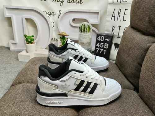 771DAdidas Forum 84 Low Low cut versatile trendy casual sneakers. Based on the appearance of vintage