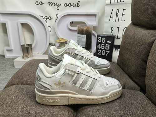 281DAdidas Forum 84 Sneaker casual versatili e alla moda dal taglio basso Basso Basato sull'aspetto 