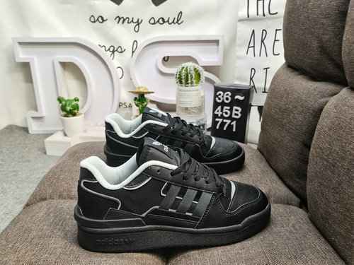 771DAdidas Forum 84 Low Low cut versatile trendy casual sneakers. Based on the appearance of vintage