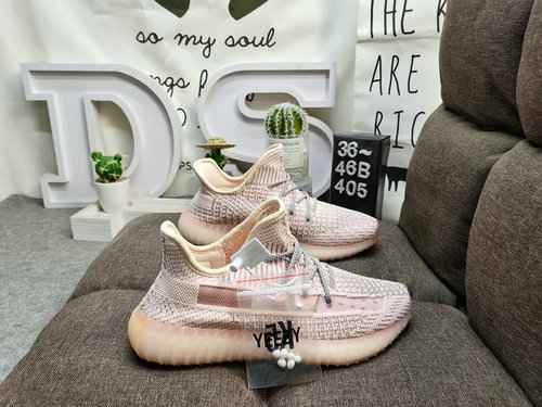 405D company level authentic explosive series Adidas Yeezy 350 Boost V2 debuted and exposed foreign 