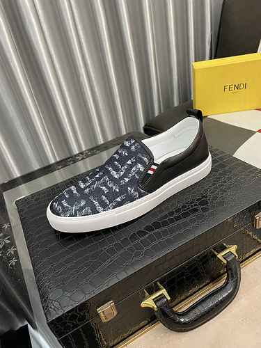 Scarpa Uomo Fendi Codice 0630B10 Taglia 3844