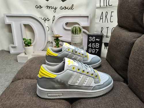 997DAdidas Forum 84 Sneaker casual versatili e alla moda dal taglio basso Basate sull'aspetto delle 