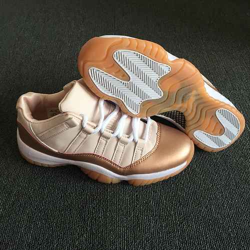 Scarpe Air Jordan 11 Low Rose Gold da donna spedite di recente 3640