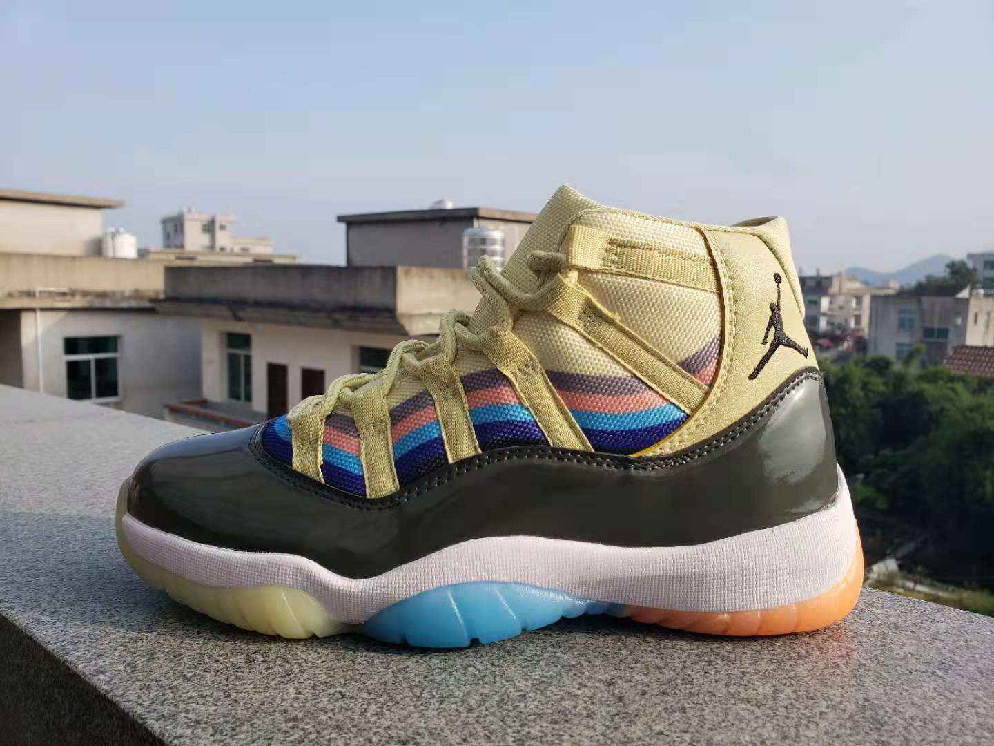 AJ11七彩.jpg