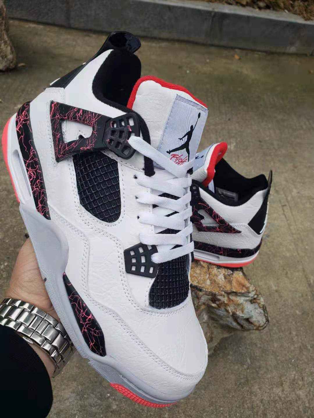 AJ4手搞6.jpg