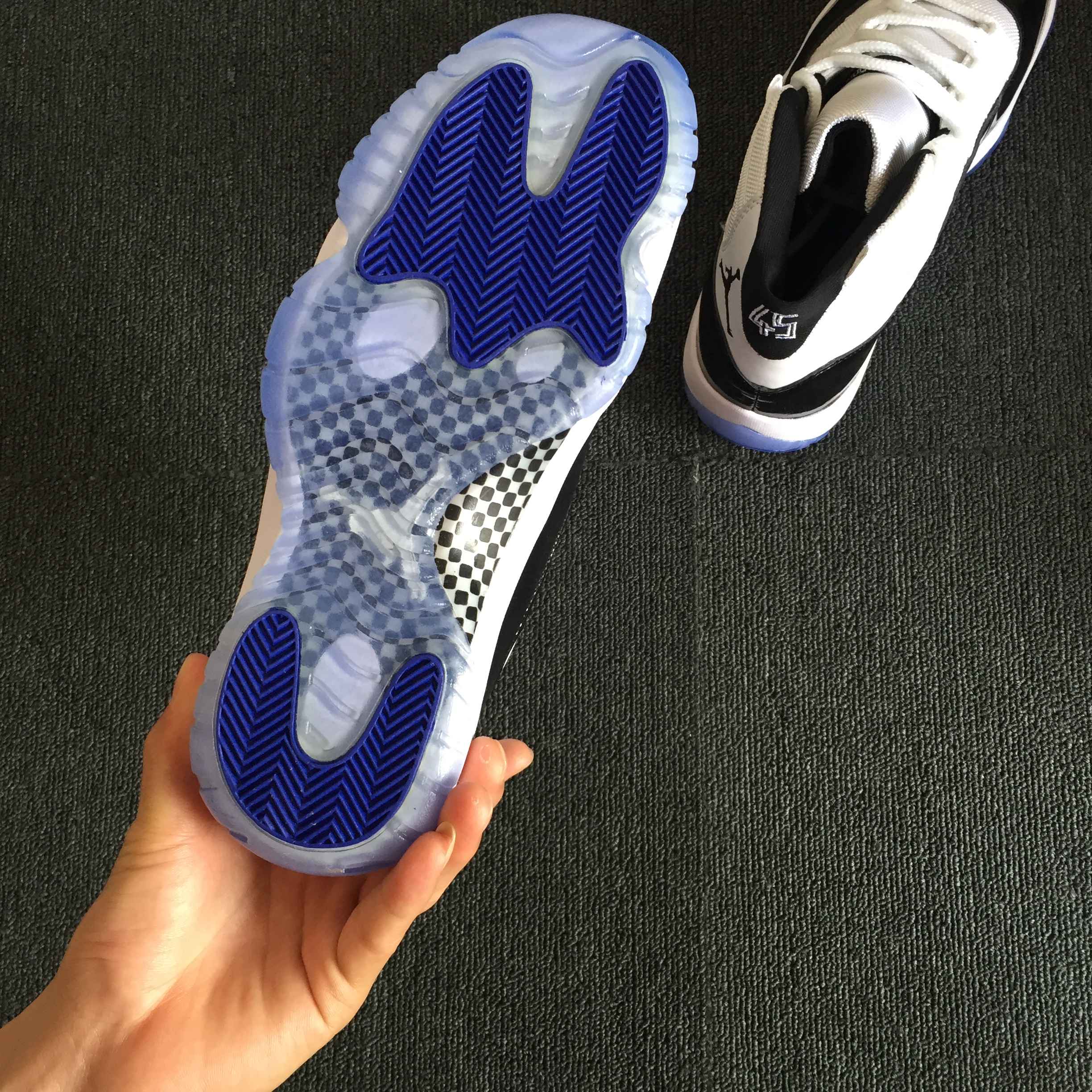 Air Jordan 11 “Concord” 027.jpg