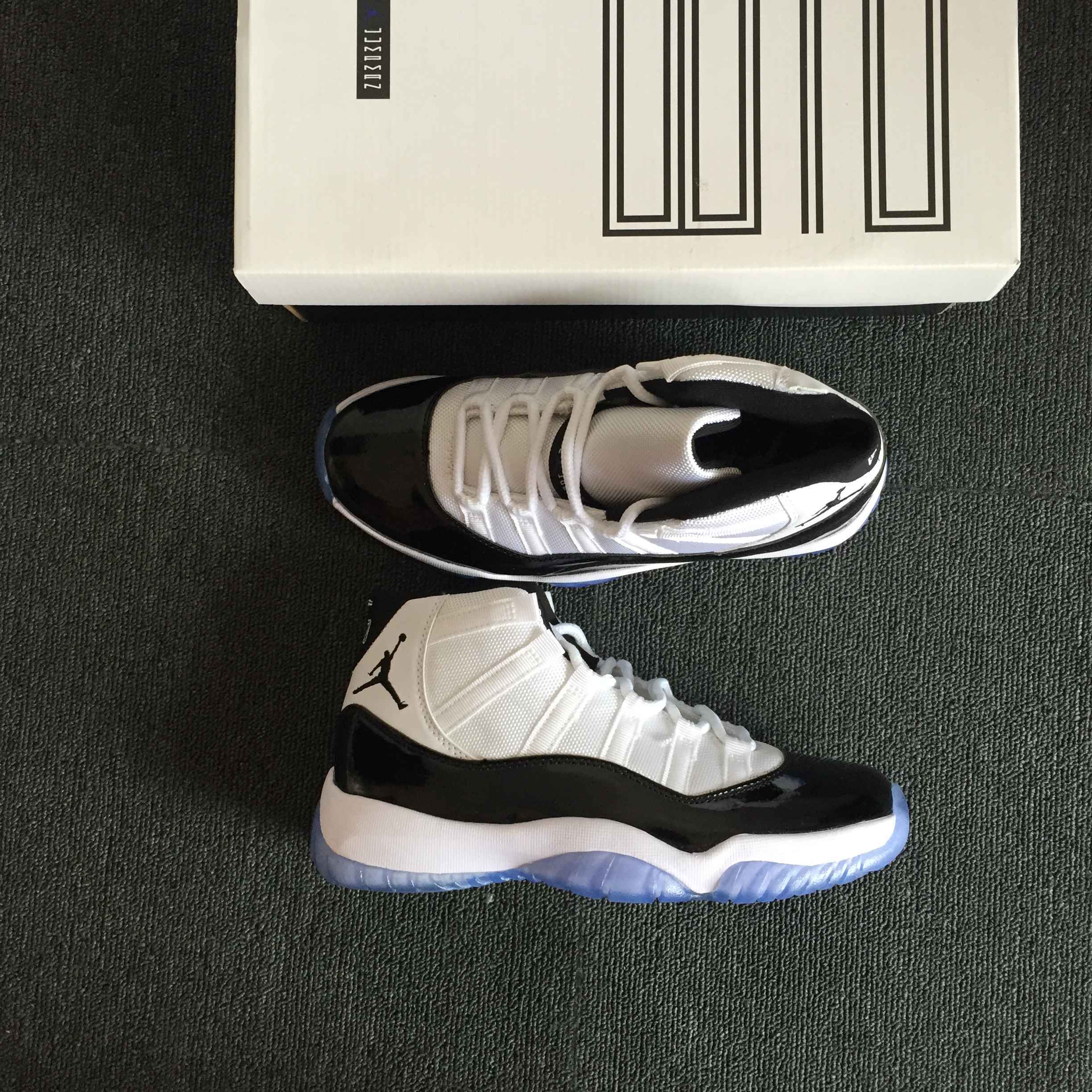 Air Jordan 11 “Concord” 029.jpg