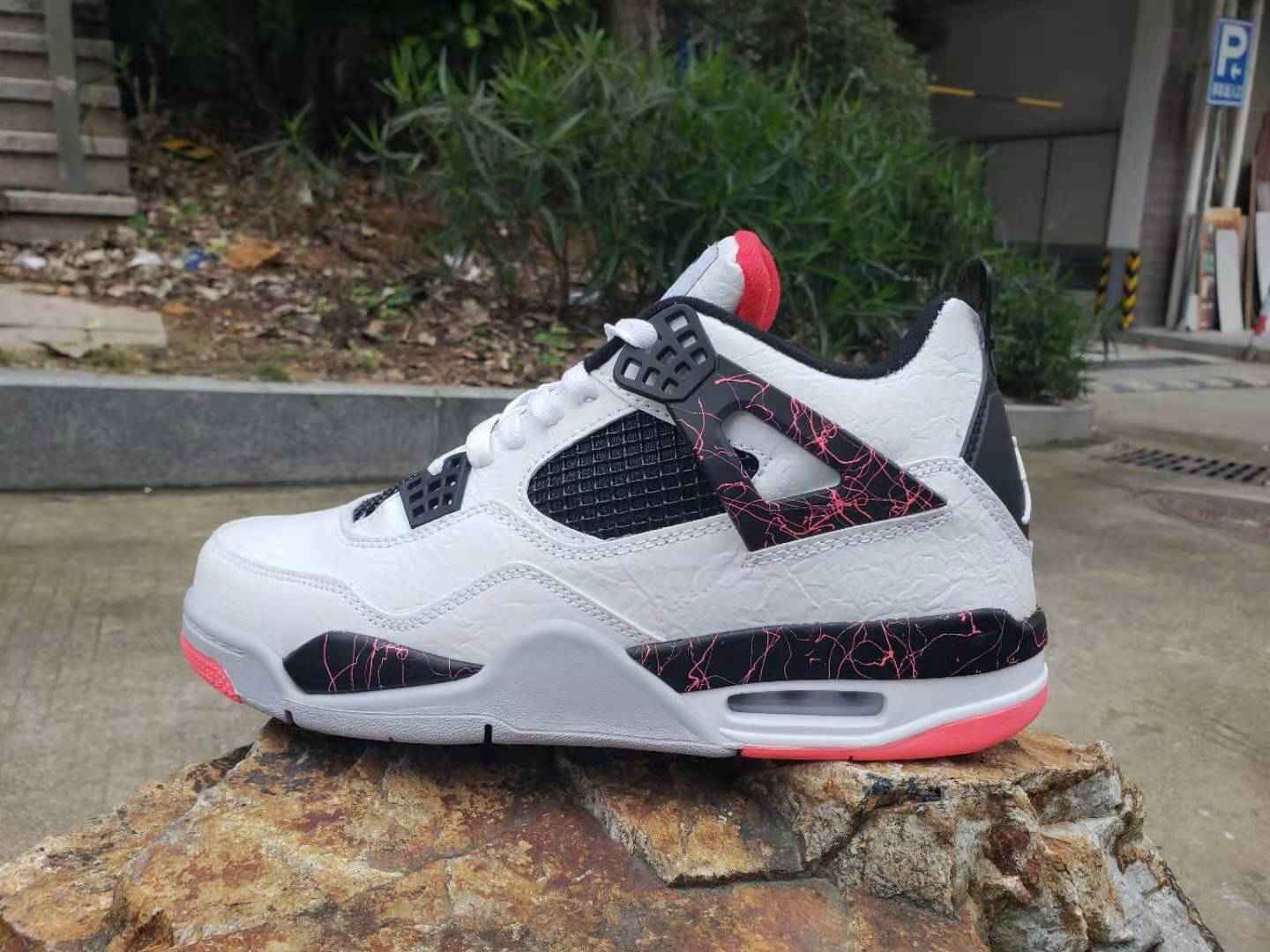 AJ4手搞.jpg