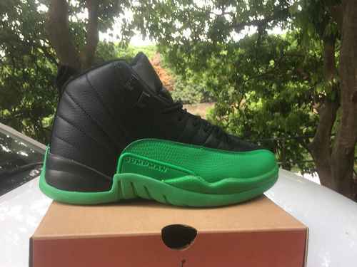 Jordan 12 nuova combinazione di colori 4047