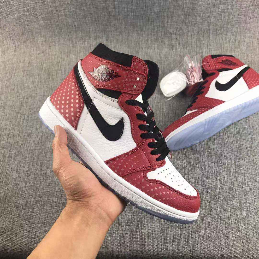 Air Jordan 1 芝加哥 40 40.5 41 42 42.5 43 44 44.5 45 46 47.6 (6).jpg