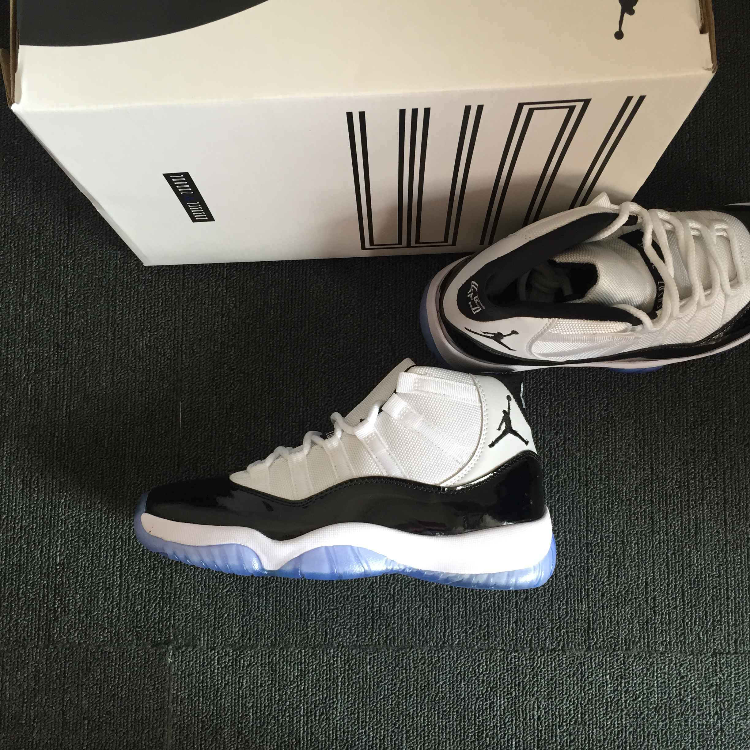 Air Jordan 11 “Concord” 028.jpg