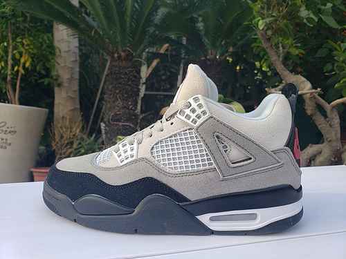 Air Jordan Dan 4a generazione Jordan Dan 4 Retro Grigio Nero 4047