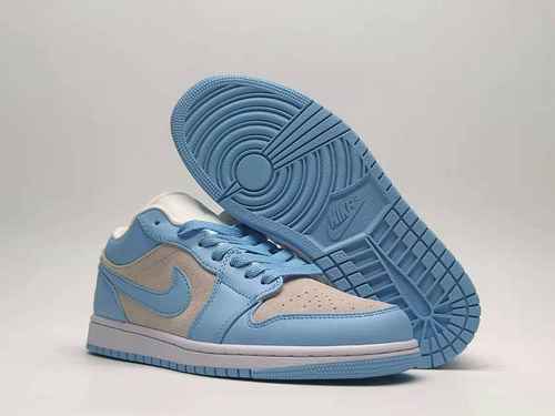 AJ1 D University Blue 3646 con mezza misura