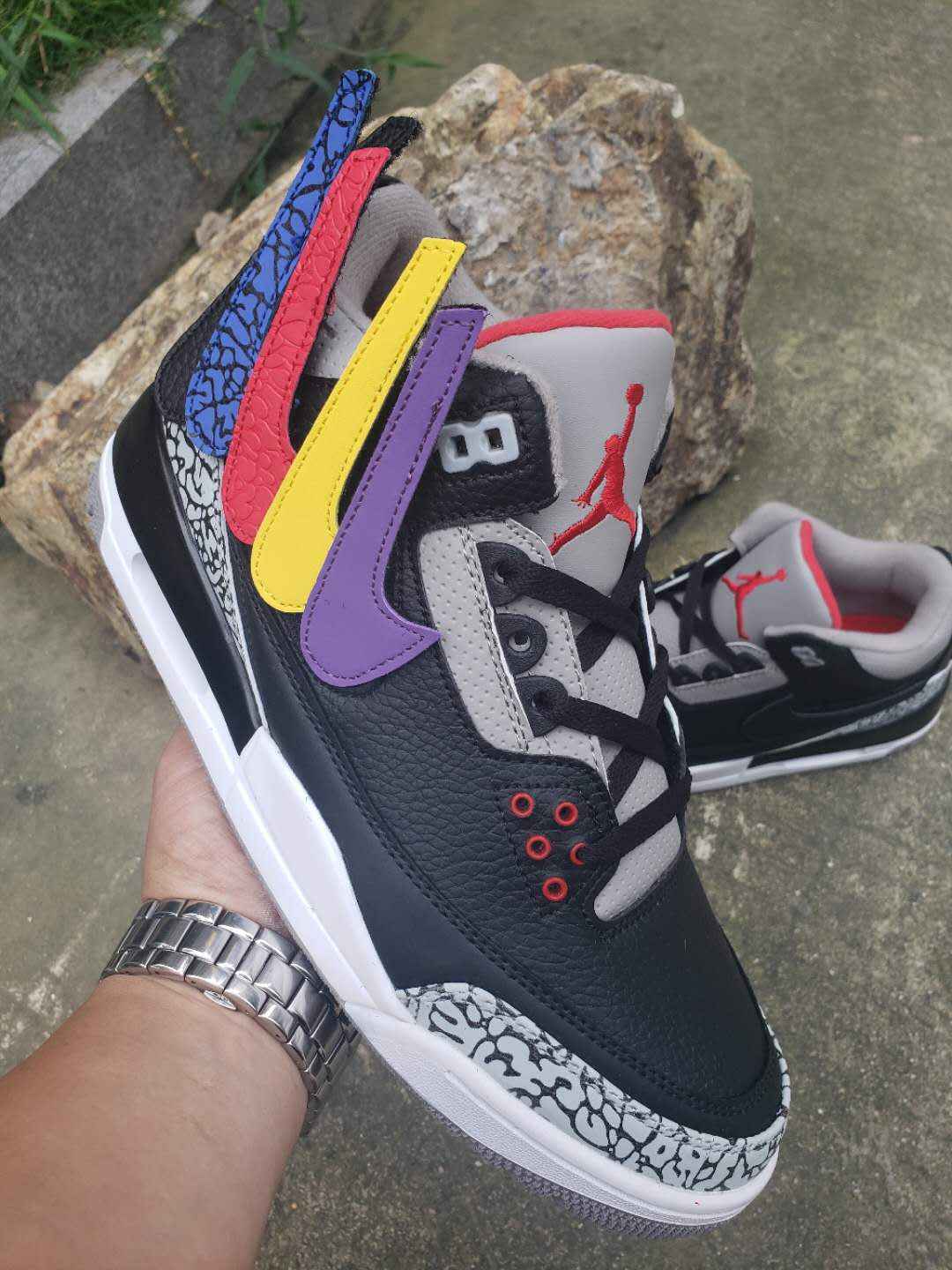 AJ3黑灰红手搞0.jpg