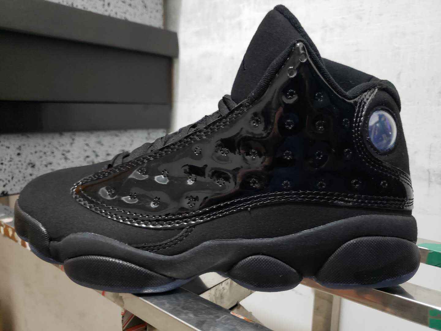 AJ13黑漆皮3.jpg