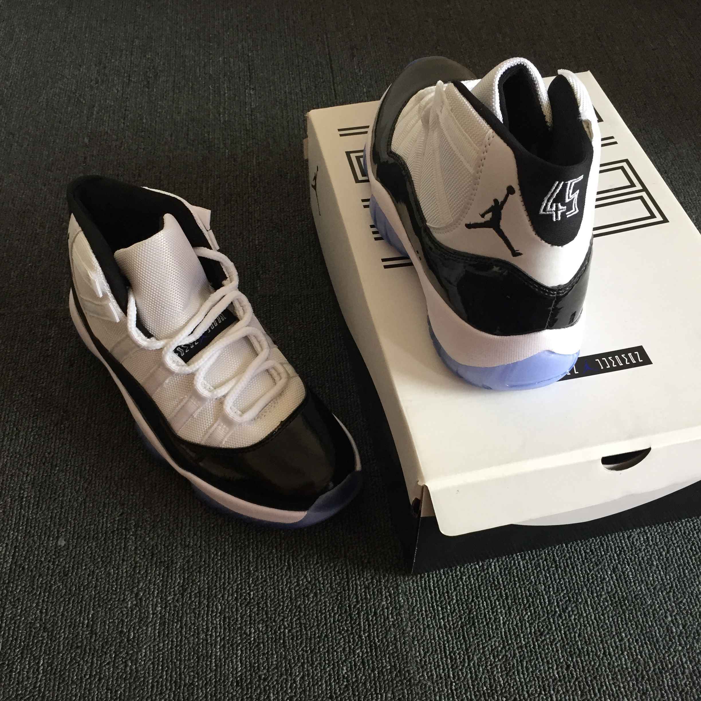 Air Jordan 11 “Concord” 023.jpg