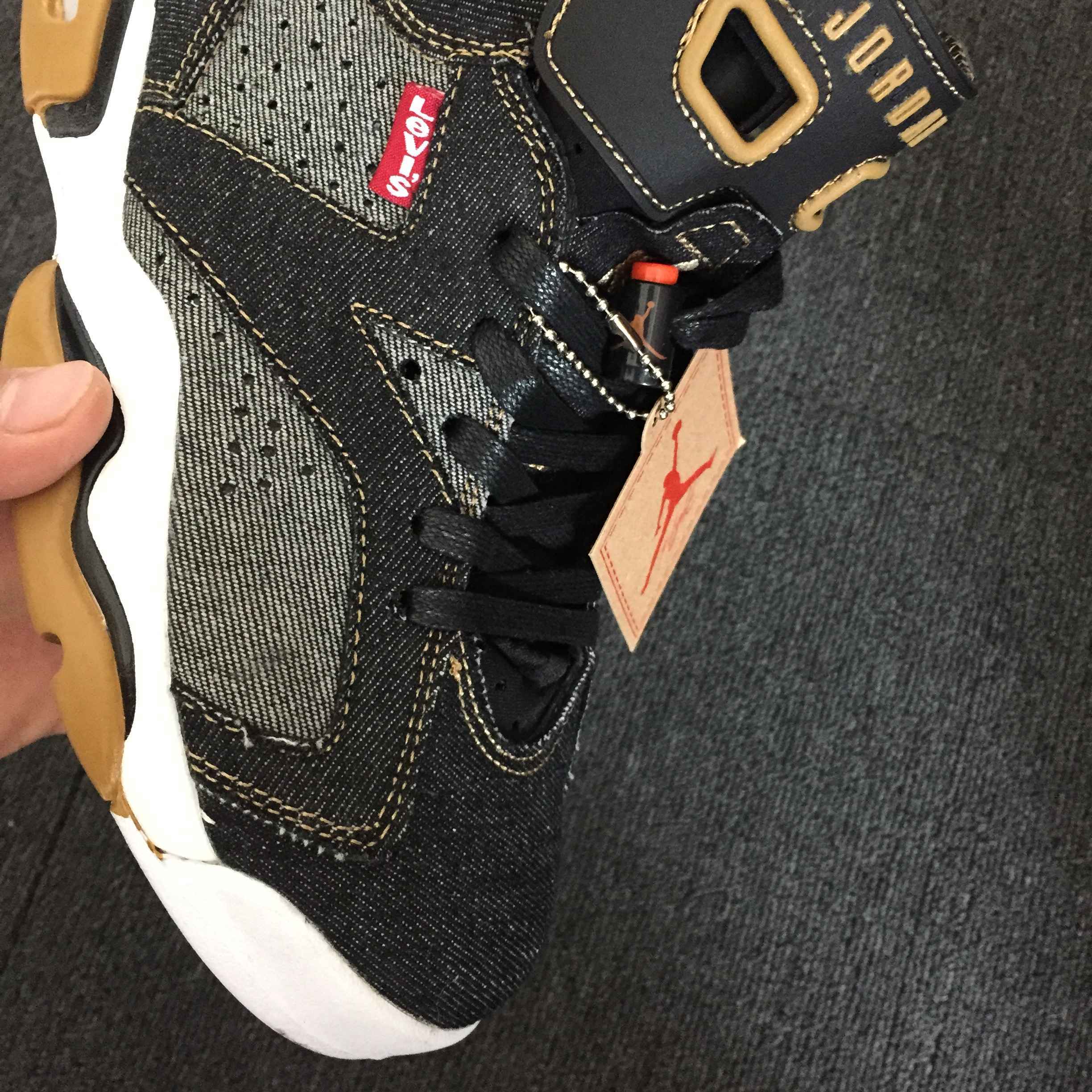 Levi’s x Air Jordan 6 黑牛仔11.jpg