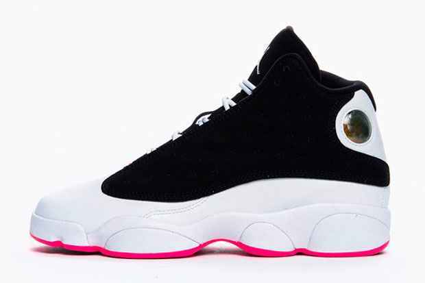 air-jordan-13-gs-black-hyper-pink-white-02