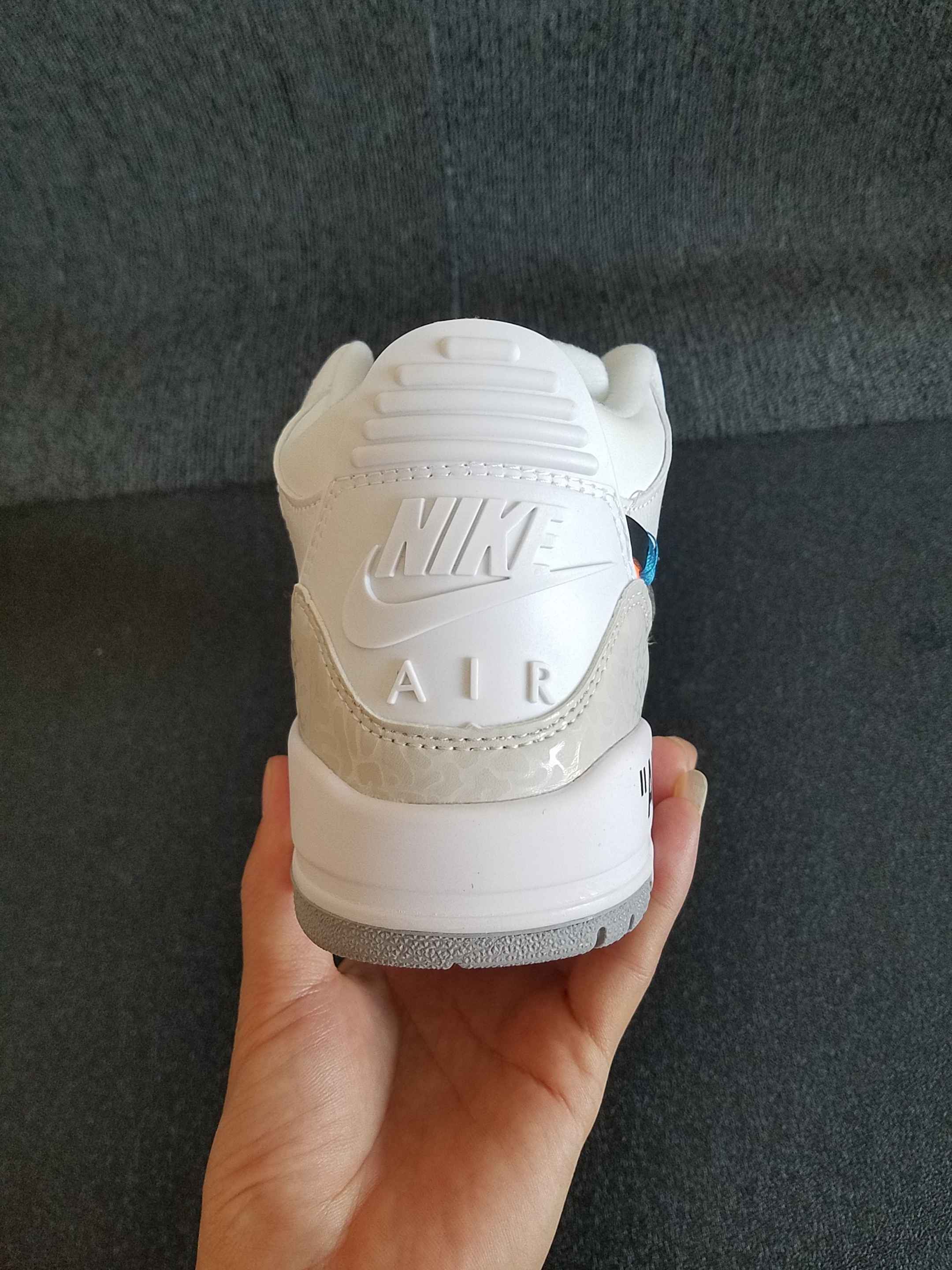 AJ3 x off white 乔丹3代 白色联名 (10).jpg