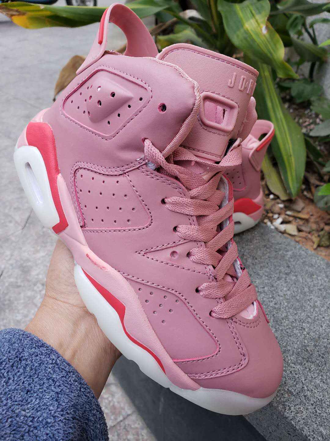 Air Jordan 6 “Tinker” 樱花粉女鞋36--40 (4).jpg